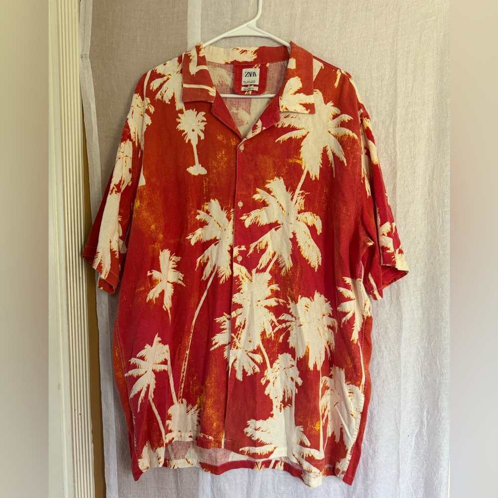 Zara Red Palm-Print Short-Sleeve Button-Down Shirt size L